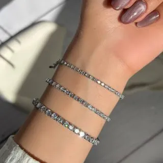دستبند تنیسی نقره ای