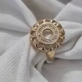 انگشتر زنانه طرح طلا دایره ای