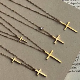 گردنبند های طرح صلیب