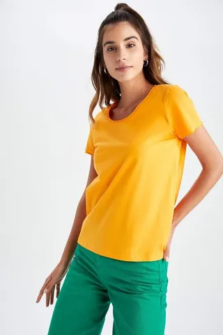 تی شرت آستین کوتاه زنانه دیفکتو