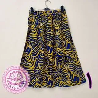 دامن کوتاه نخی خارجی در طرح های متنوعدر رنگبندی متنوع(کد1352)