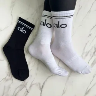 جوراب زنانه ساق بلند اسپرت yeni726