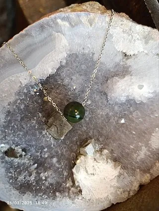 گردنبند سنگ یشم کانادا مهره