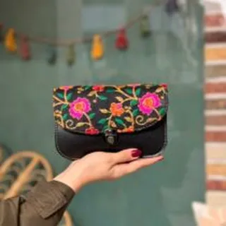 کیف سوزندوزی نارگل گلدار صورتی