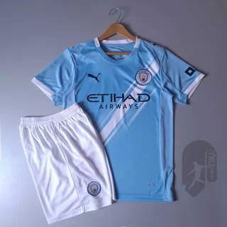 لباس اول منچسترسیتی (ورژن هوادار - فصل 2025 2026) به همراه شورت ورزشی