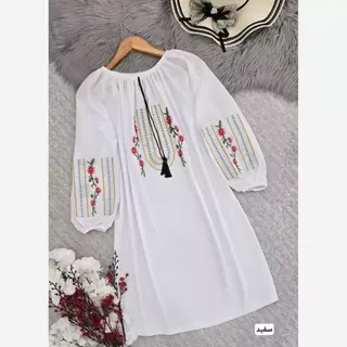 شومیز تارا جنس نخی ابروبادی و گلدوزی شده فری سایز از38تا48