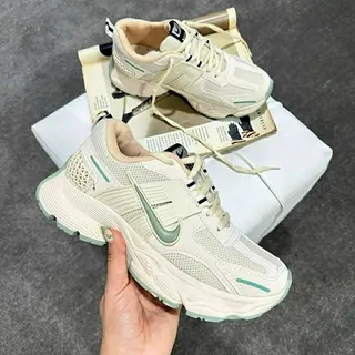 کتونی نایک مشکی سفید کرم زنانه دخترانه کفش ونس نایکی NIKE لژدار لژ دار ورزشی رانینگ چرم طبی سبک راحت راحتی کرمی بیستشش