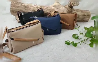 کیف اسپرت دوشی مدل دیباسمانه