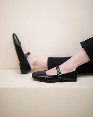 مری لوییس MARY LOUIS