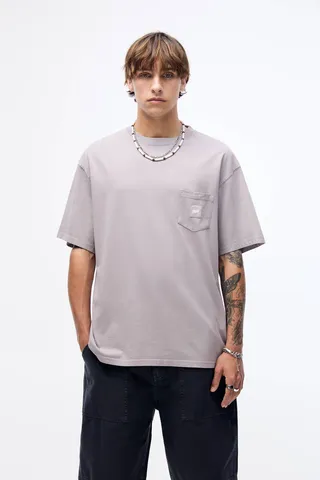 <span class="text-styled__StyledSpan-sc-d280c10c-1 dvOaRP">Pull & Bear< span>تیشرت آستین کوتاه STWD با جلوه کم رنگ