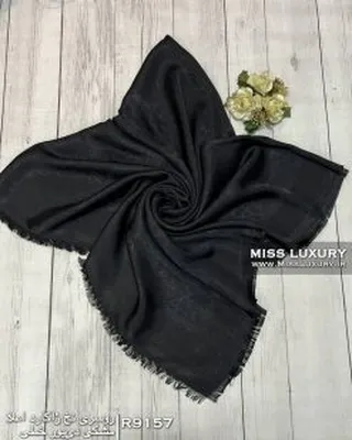 روسری نخ ژاکارد اعلا مشکی دیور خطی R9157