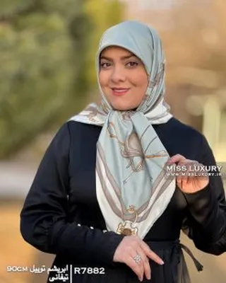 روسری مجلسی ابریشم توییل R7882