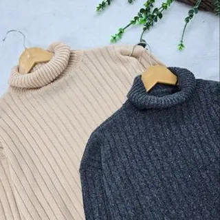 بافت مردانه طرح یقه اسکی لاینی