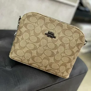 کیف شیک جادار مشکی و کرم زنانه دخترانه کوچ coach لویی ویتون کرمی چرم سنگی جا دار مجلسی دوشی دستی پاسپرتی صندوقی پاسپورتی