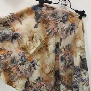 روسری ساتن گلدار rs4