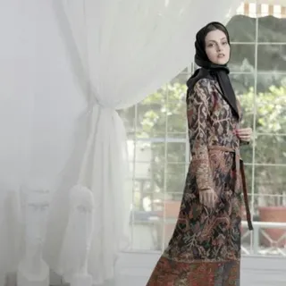 مانتو فرش دخترانه بلند هایسنس رجحانی ROJHANI2025