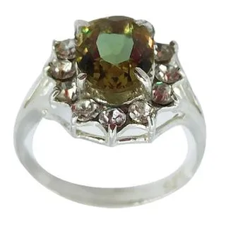 انگشتر نقره زنانه مدل سنگ الکساندریت مخراج برلیان ۸۷۷۸