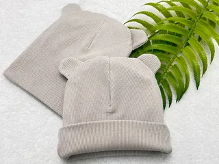 کلاه دو لایه  گرد گوش دار کبریتی نوزادی رنگ فیلی