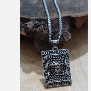 گردنبند ورساچ مستطیلی اسپرت