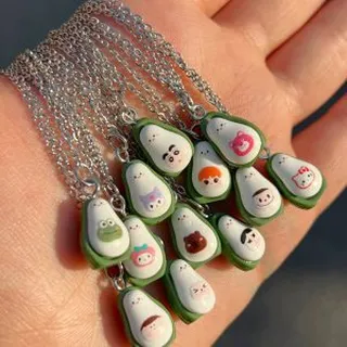 گردنبند آووکادو