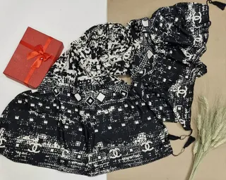 شال نخی طرحدار شیک زنانه مشکی سفید
