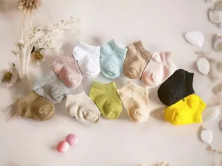 جوراب نوزادی twelve