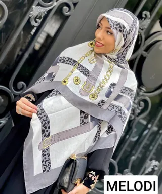 روسری نخی طرح زنجیر قواره ۱۲۰