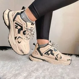کفش لژدار نیوبالانس 990 رنگ کرم مشکی
