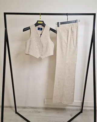 جلیقه و شلوار بنیتا