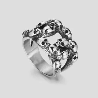 انگشتر طرح جمجمه مدل Interlocking skulls کد Njd-181
