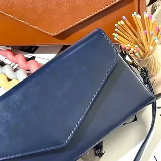 کیف پاسپورتی زنانه مجلسی دارای رنگبندی
