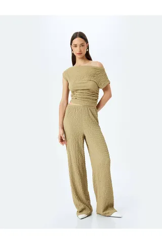 Kotonتعداد زیادی شلوار Paça