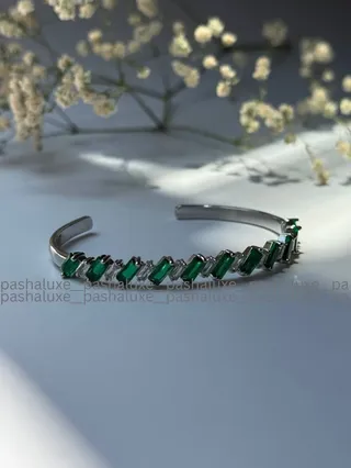 دستبند النگویی دخترانه نگین سبز - رنگ ثابت