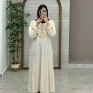 پیراهن گلنار کرم استخونی