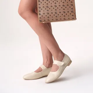 کالج زنانه مدل Stradivarius Flat shoes - FCr2403