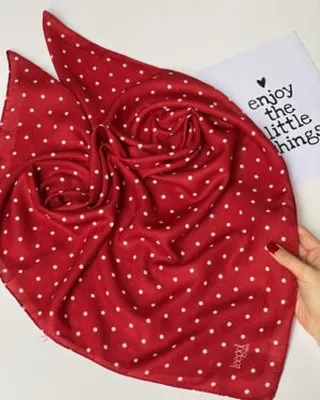 اسکارف خال خالی