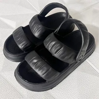 صندل زنانه با رنگ بندی متنوع