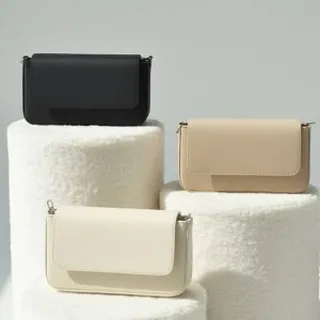 کیف پاسپورتی ساده ۴۴۸۰۰۱۲۲