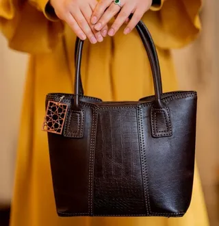 کیف چرمی حسنا