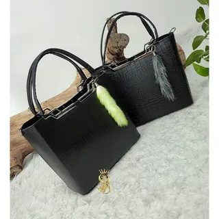 کیف زنانه ارسال رایگان منگوله دار 
