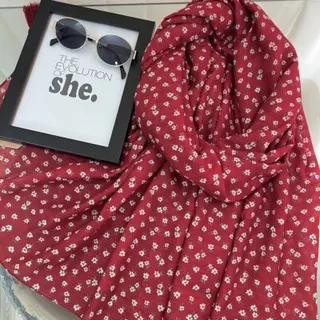 شال اسکارلت