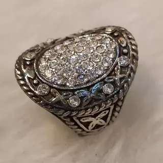 پک 3 تایی انگشتر زنانه فول نگین آب نقره شیک و جذاب و بی نظیر رنگ ثابت به قیمت قبل