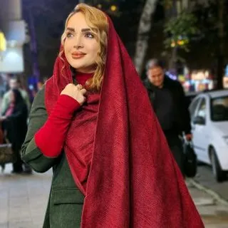 شال مخمل زرشکی ۳۴۷۰۰۲۱۶