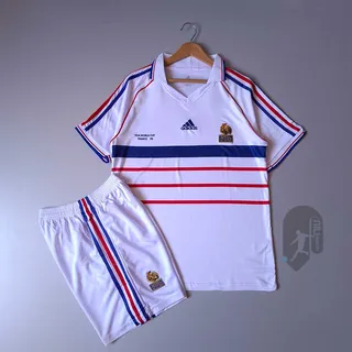 لباس دوم کلاسیک فرانسه (ورژن هوادار - جام جهانی سال 1998) به همراه شورت ورزشی