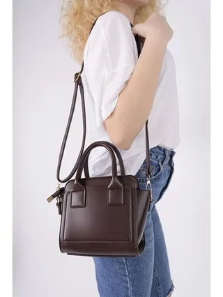 کیف رودوشی زنانه ال سی وایکیکی