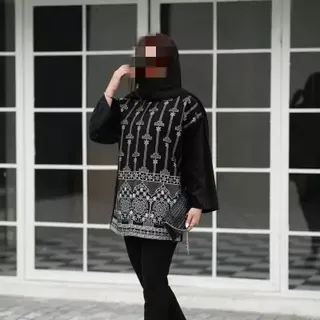 مانتو مشکی زنانه مجلسی جنس مخمل شانل خرجکار هندی درجه یک دو سایزی مناسب 40تا 48-50 پارادایس