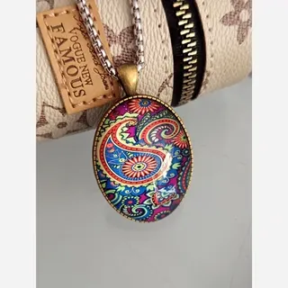 گردنبند سنتی رزین 