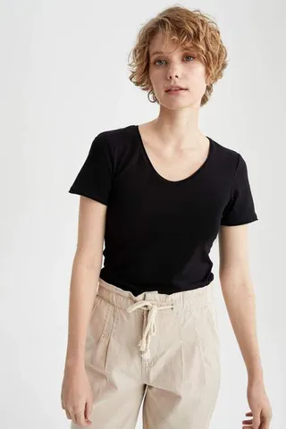 تی شرت آستین کوتاه زنانه دیفکتو