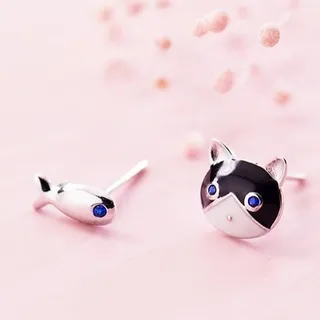 0084. گوشواره گربه سیاه و ماهی