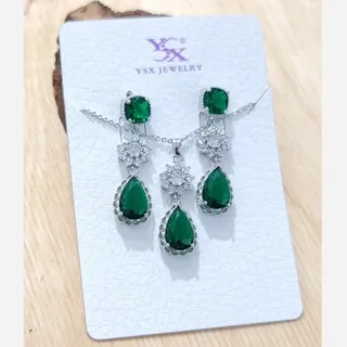 نیم ست زنانه اشکی نگین سبز 